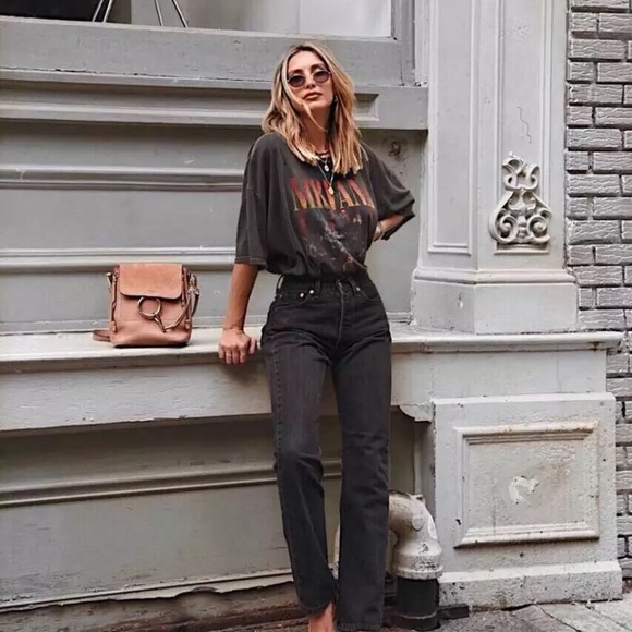 Oversized Nirvana Concert Vintage Band Graphic Tee - Picture 6 of 11